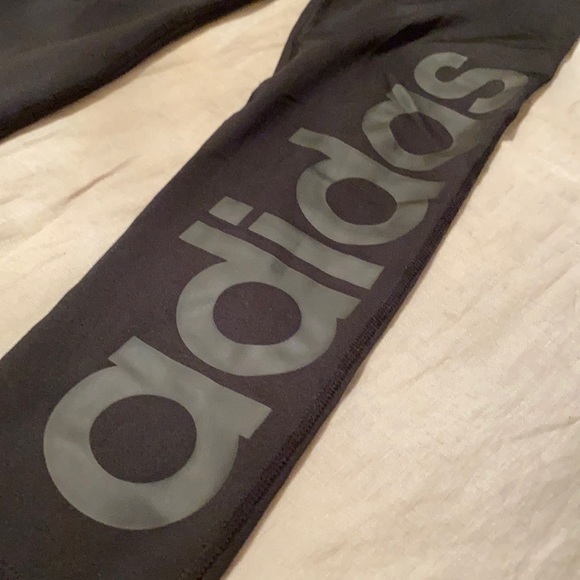 Black Adidas leggings, worn once - Picture 2 of 4